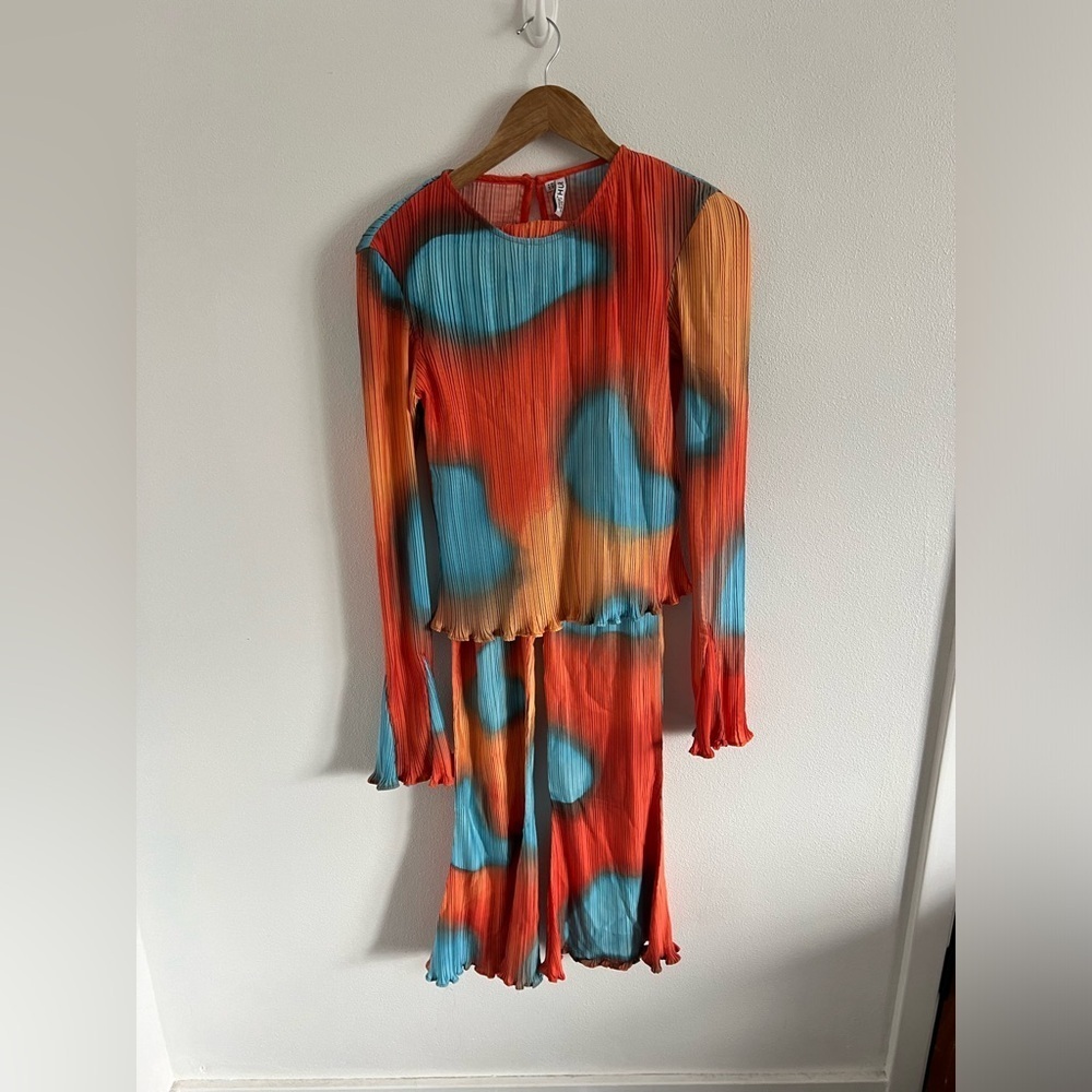 Arthur Box Pleat Two Piece Orange & Blue Set, size 4 - Picture 9 of 9